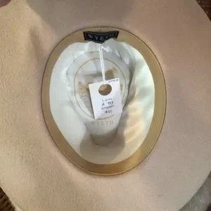Wyeth | Accessories | New Wyeth Wool Leather Band Rancher  display picture 1